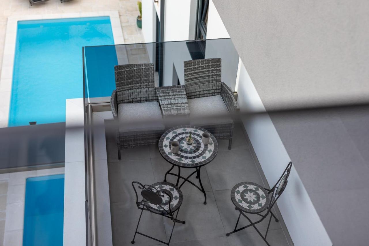 Luxury Villa Adria Apartments Krk Town Exterior foto