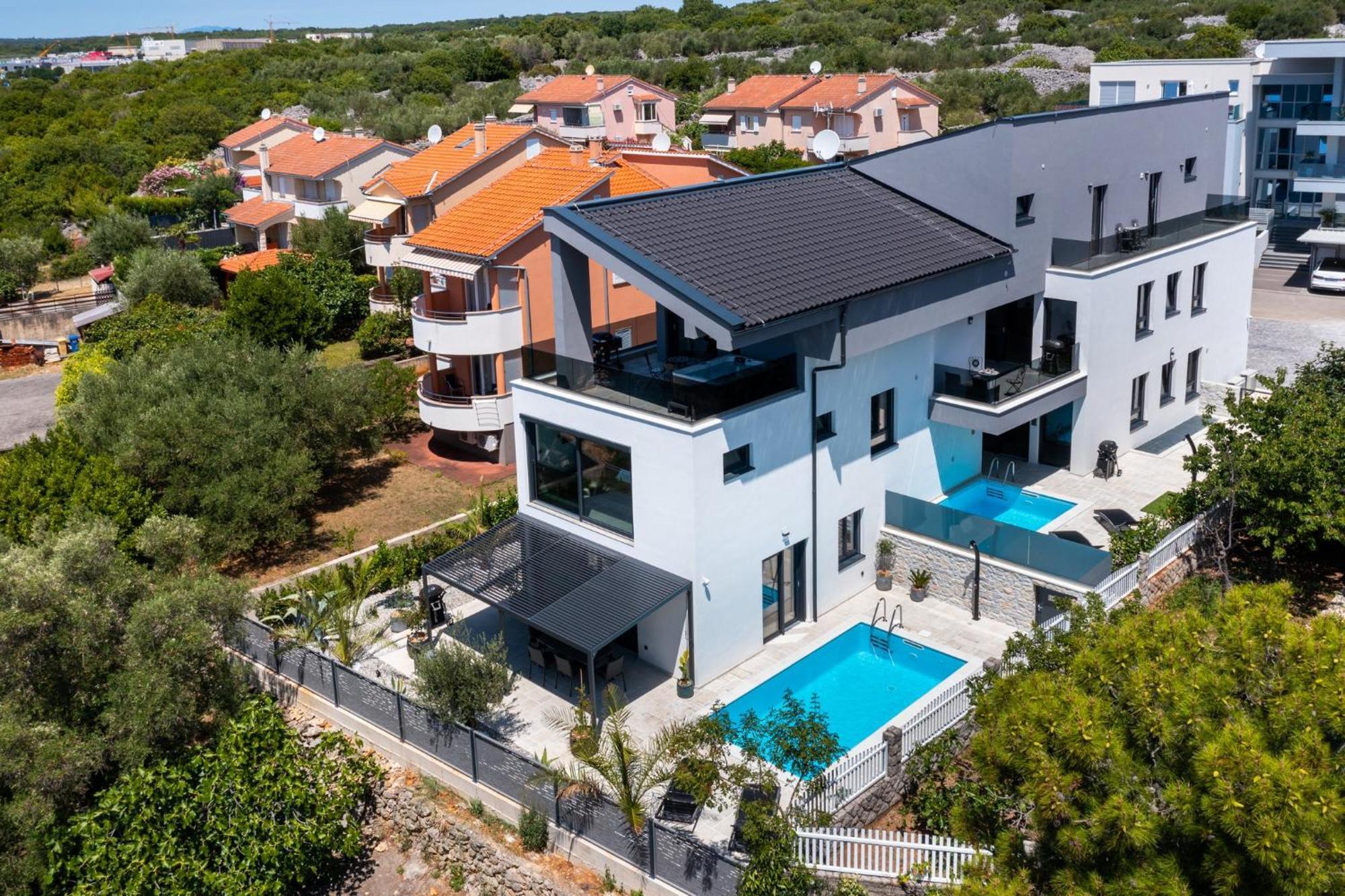 Luxury Villa Adria Apartments Krk Town Exterior foto